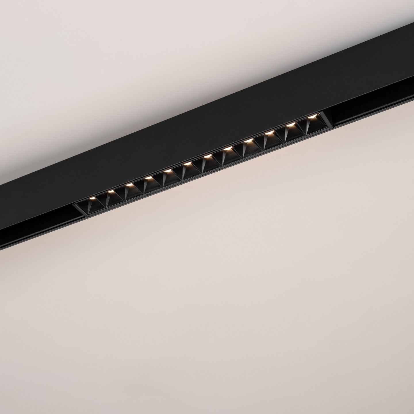 e_DL-12600-0538.jpg